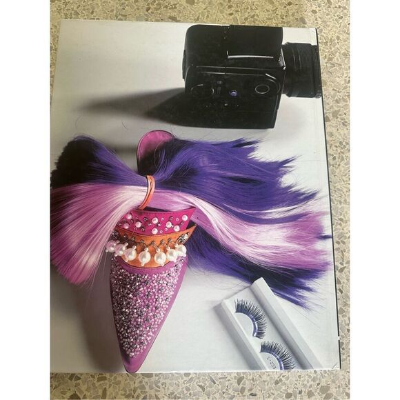 Blahnik by Boman: Chronicle Books- Shoes, Photographs, Conversation - Picture 9 of 9